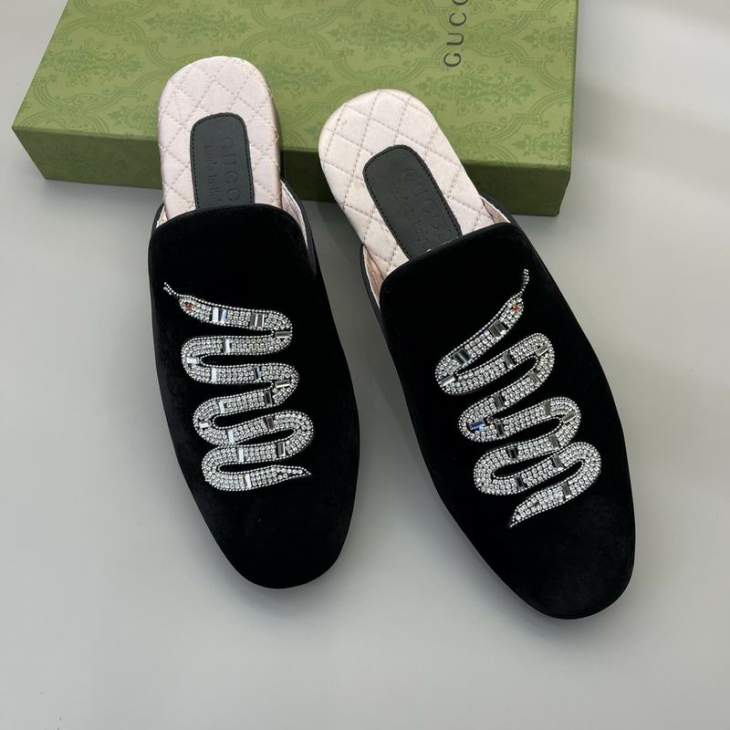 Picture of Gucci Slippers _SKUGuccisz38-45mnf01102474